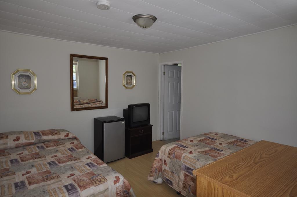 Beachfront at Beach1 Motel Wasaga Beach Exterior foto